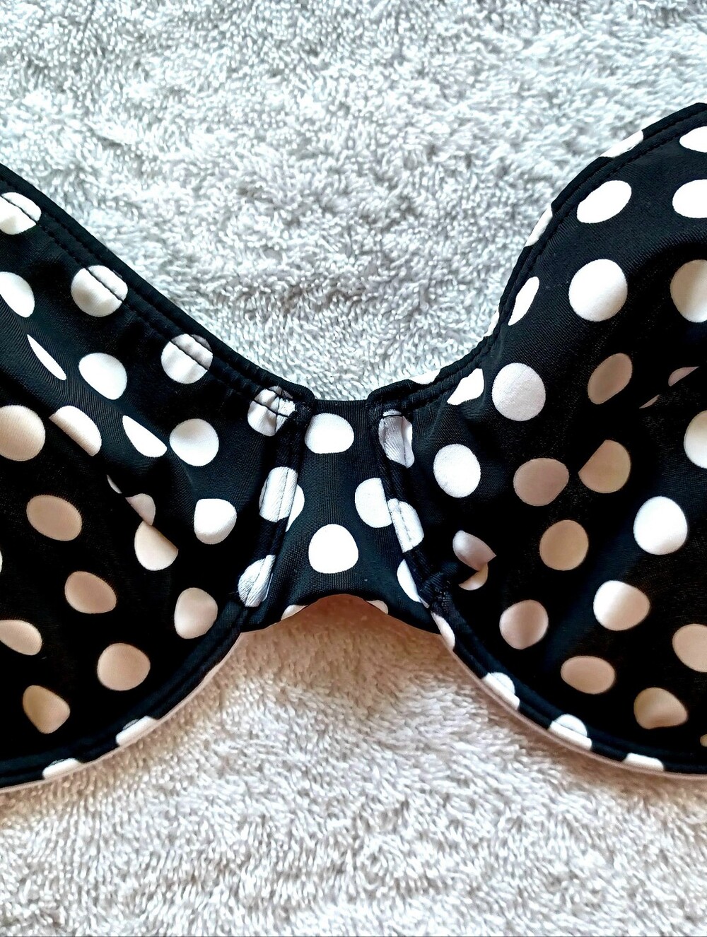 VENUS Black and White Polka Dot Underwire Bikini Top, Size DD - Picture 7 of 16